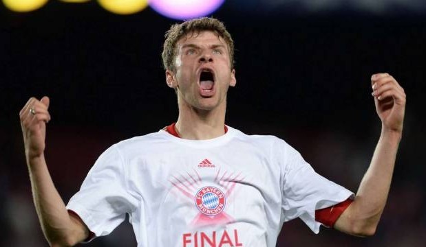 法尔克：拜仁仍在密切关注DV9，同时也对弗兰库利诺-朱感兴趣（法尔克称：拜仁依然紧盯DV9，亦对弗兰库利诺-朱有意）