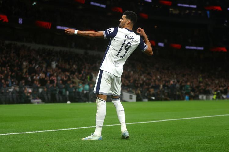 洛塞尔索：安哥拉球员身体素质出色，我们很难找到进球机会（洛塞尔索：安哥拉队对抗强硬，我们难以创造破门机会）