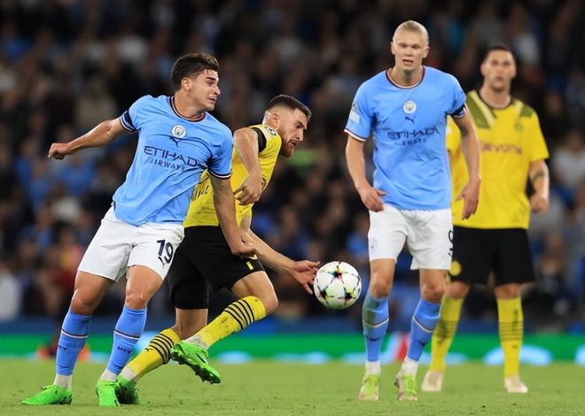 NBA战报：基昂特·乔治39分生涯新高，爵士130-126险胜灰熊（爵士130-126击退灰熊，基昂特·乔治轰下39分创生涯新高）