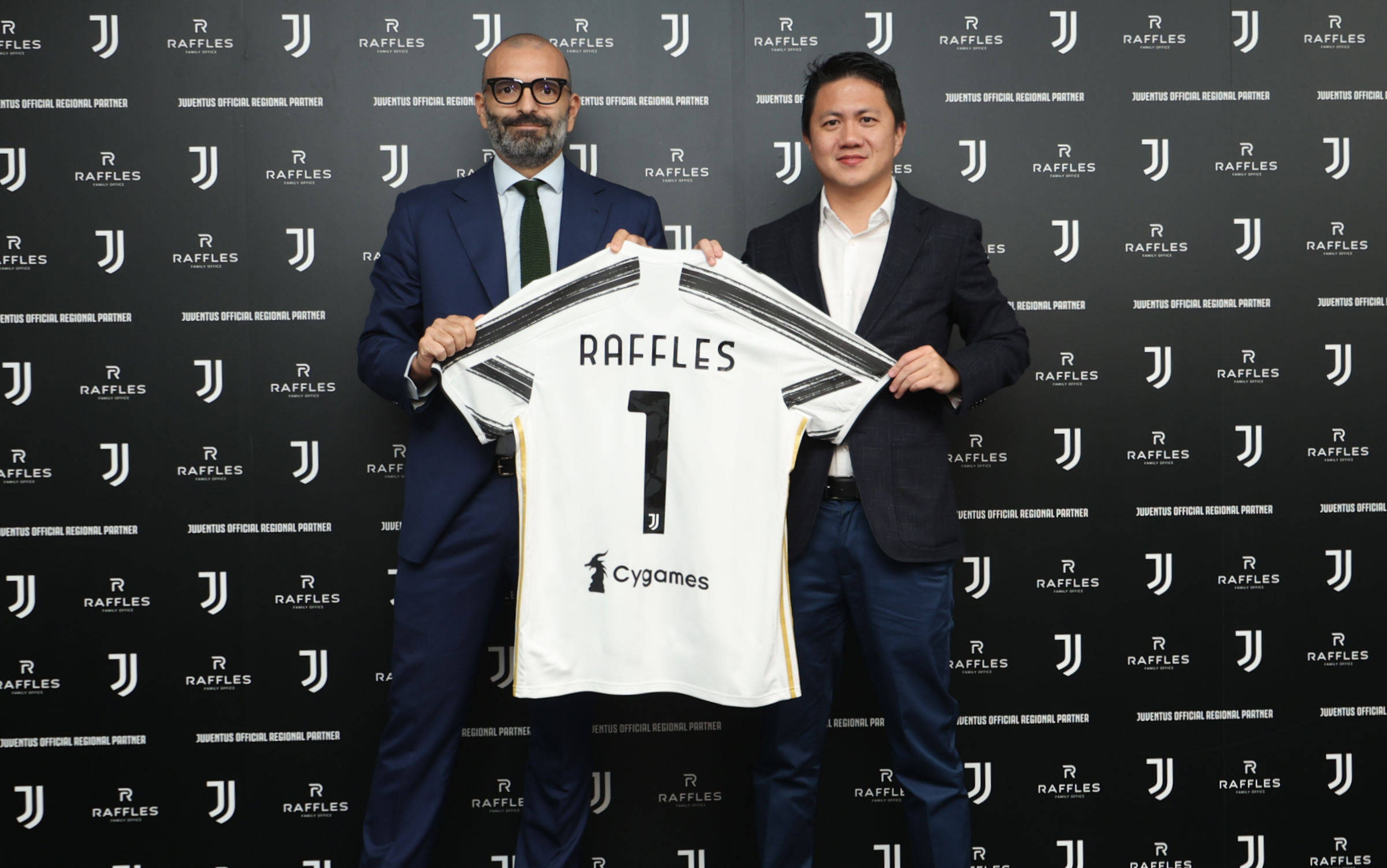 皇马跟队：库尔图瓦预计将伤缺10-12天（皇马随队记者：库尔图瓦预计伤停10至12天）