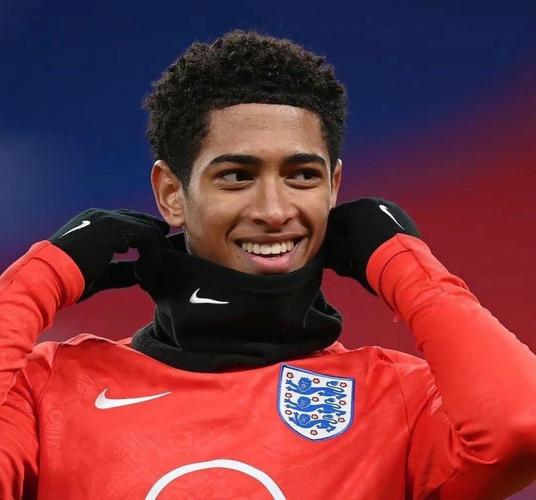 美因茨vs霍芬海姆：李在城、阿米里首发，克拉马里奇、曹法尔出战（美因茨迎战霍芬海姆：李在城、阿米里先发，克拉马里奇、曹法尔出场）