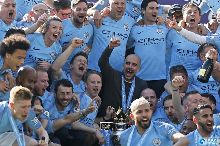 逆天，挪威甲门将点球大战一脚将摆好的球踢走以干扰对方（挪威甲门将在点球大战中踢走摆好的球干扰对手）