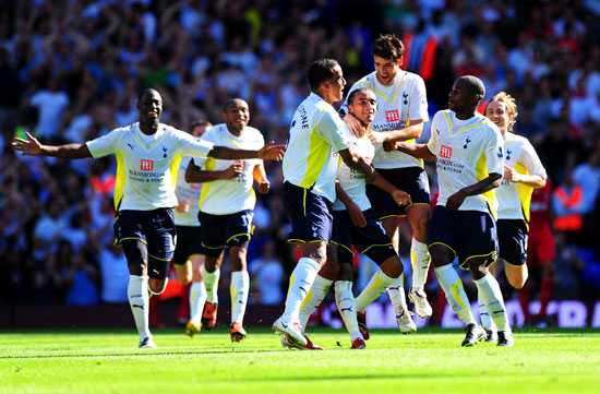 干哪去了？欧冠黄潜vs哥本哈根赛前播放欧联杯主题曲（欧冠之夜乌龙：黄潜vs哥本哈根赛前误播欧联杯主题曲）