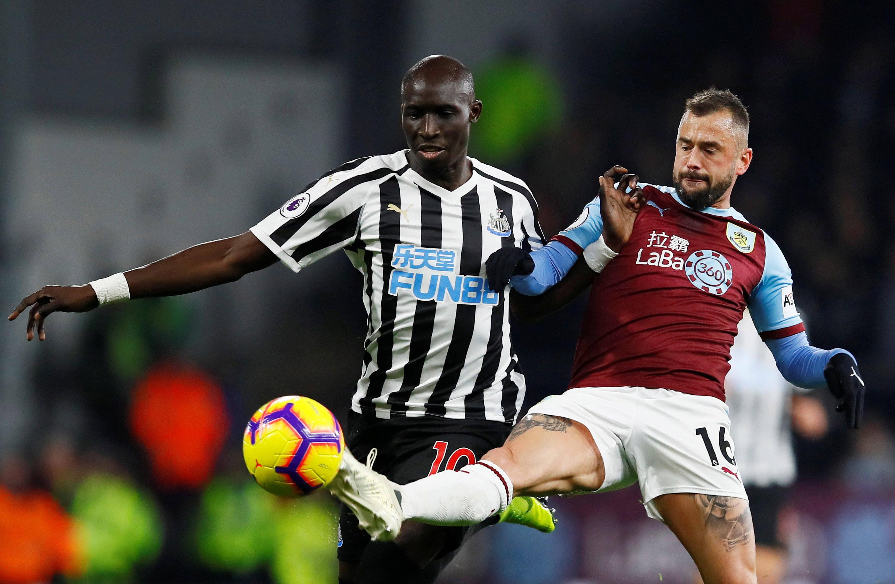 麦克阿瑟FC战胜大埔，国安与河内公安的胜者将直接晋级淘汰赛