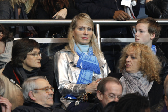 混合团体世界杯！张本智和又崩盘了！决胜时刻被打的毫无还手之力（混合团体世界杯：张本智和再度失常，生死时刻完全被压制）