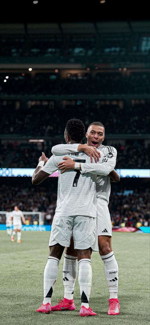 恩里克：0-0通常让人觉得比赛沉闷，但今天完全不是这样（恩里克：平局多半乏味，今天的0-0却很精彩）