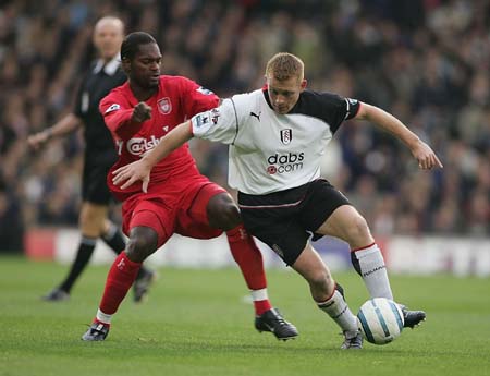 格策再遇弗里克，欧冠对决引回忆（欧冠重逢弗里克，格策往事涌现）